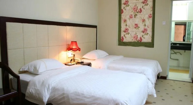 Nanning Jiajia Grand Hotel, Rezerwuj Hotel Hotele w Nanning z parkingiem, Parking