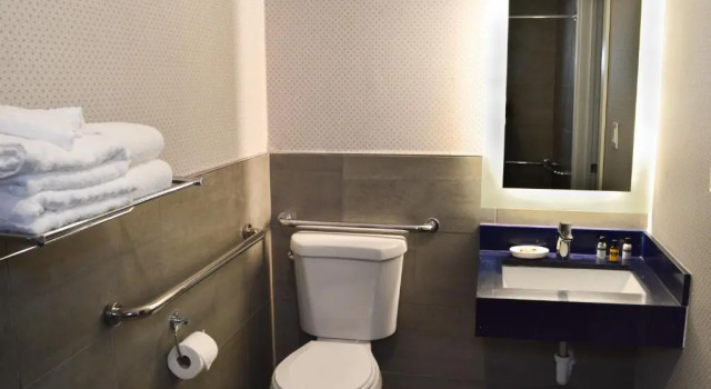 Номер Standard Отель Ft Lauderdale Hollywood Airport