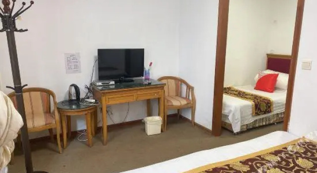 Shengjia Hotel, Book Hotel Dalian 