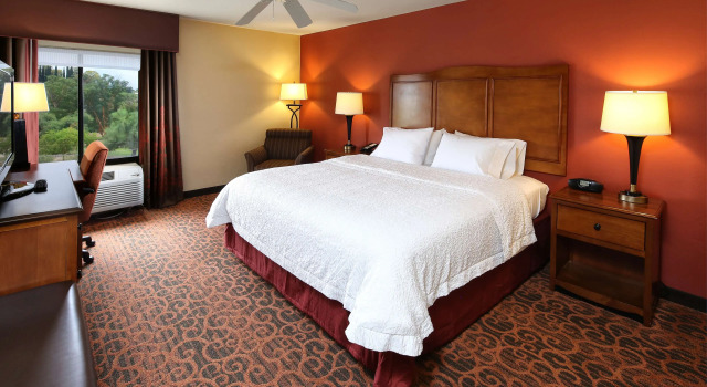 Hampton Inn & Suites Tucson-Mall