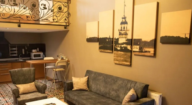 The Hera Suite Hotel
