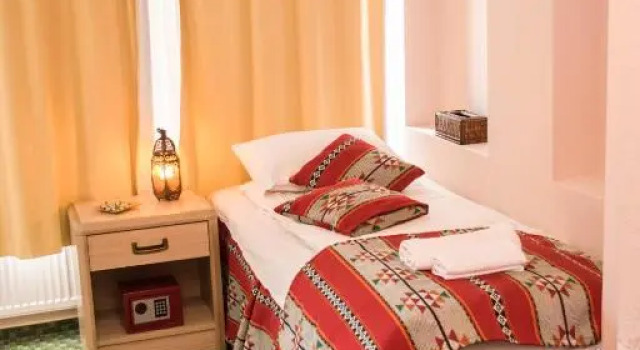 Номер Standard Petra Hotel