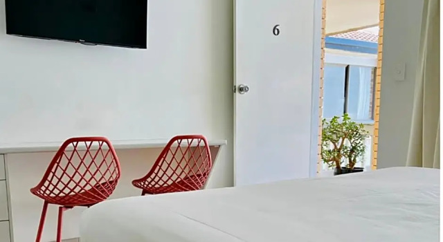 Люкс с 2 комнатами Bay Motel