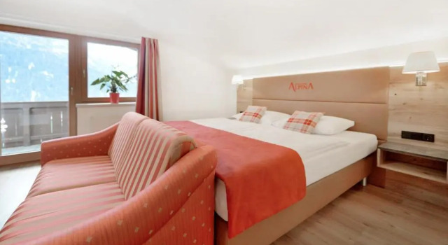 Двухместный номер Deluxe с балконом Hotel Alpina Superior
