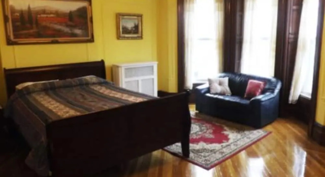 Lefferts Gardens Residence Bed  Breakfast, Забронировать Отель Отели Нью-Йоркской агломерации с парковкой, Парковка