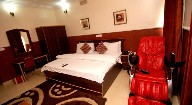 Номер Executive Falak Grand Hotel