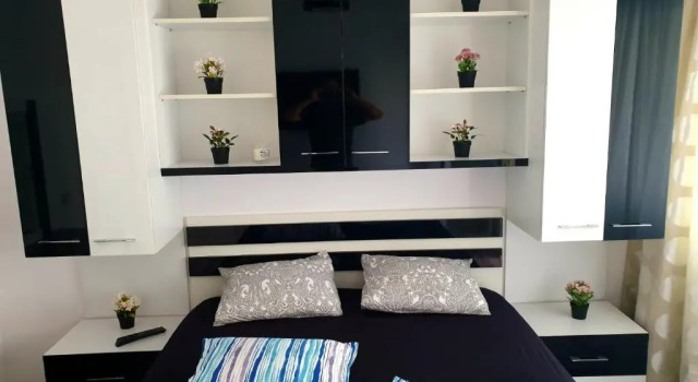 Apartament Mamaia Nord 3 camere la 30m de plaja cu terasa si curte, Prenota Appartamento Navodari Mamaia-Sat