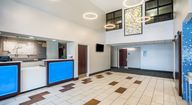Holiday Inn Express Hotel & Suites Fort Payne, Boek Hotel Hotels in Fort Payne met parkeren, Parkeren