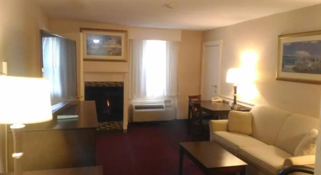 Люкс Fireside Inn & Suites Portland