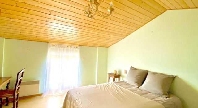 Villa With 5 Bedrooms in Saint-jean-de-sauves, With Private Pool, Enclosed Garden and Wifi, Забронировать Вилла Виллы Овернь-Рона-Альпы, Вилла