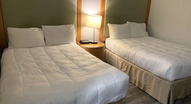 Четырёхместный номер Standard Fraser Inn
