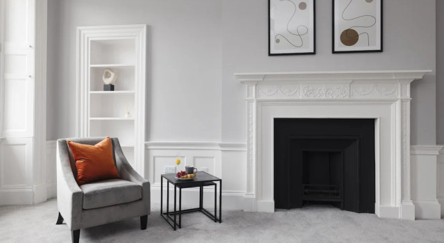 JOIVY Luxurious 2 Br Apt On Notable George Street, Забронировать Отель Эдинбург Midlothian, рядом с Национальный музей Шотландии