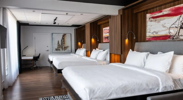 Şehir manzaralı Standart aile oda Hotel Chicoutimi