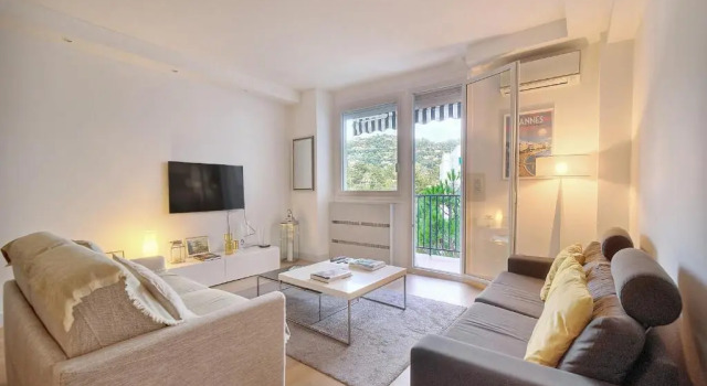 IMMOGROOM - NEW - 10min from the City Centre - Terrace, Забронировать Отель La Californie Pezou Канны