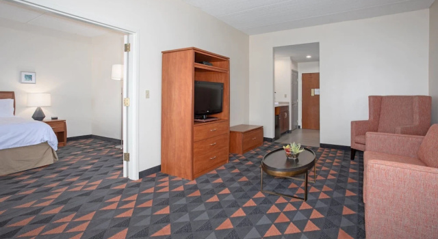 Люкс c 1 комнатой Holiday Inn & Suites Goodyear - West Phoenix Area by IHG