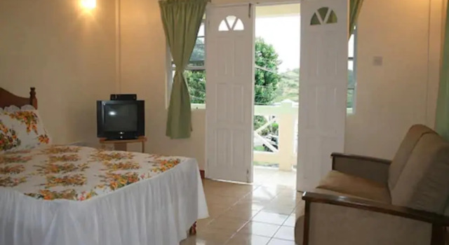 The Relax Inn, Reservar Hotel Hotéis em Saint George.s com estacionamento, Estacionamento