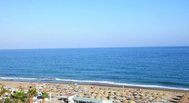 Апартаменты с 3 комнатами Waterfront Playamar Apartments