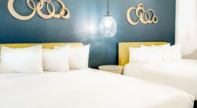 Четырёхместный номер Fairway Downtowner Boutique Hotel
