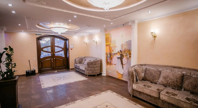 Aristokrat, Prenota Hotel Hotel a Vinnycja con colazione, Colazione