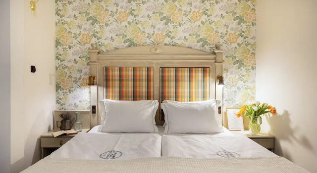 Двухместный номер Deluxe Nomad Hotel & Glamping