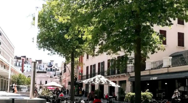 Студия Au petit repère palois -studio - centre ville-balcon-WIFI FIBRE