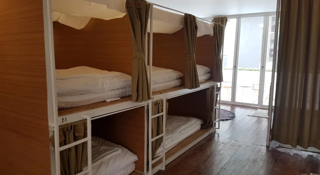 Mistletoe Bakery & Hostel, Rezervovat Hostel Hotely v Central Thailand se snídaní, Snídaně