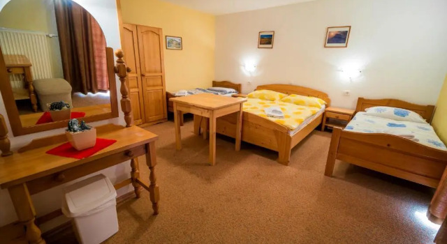 Четырёхместный номер Bed & Breakfast Hisa Resje