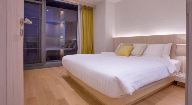 Люкс с 2 комнатами с видом на море Balcony Seaside Sriracha Hotel & Serviced Apartments