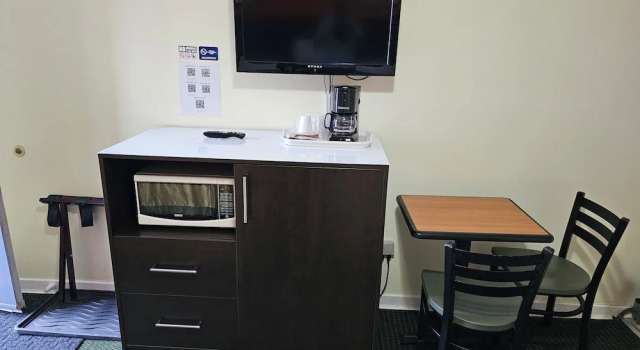 Четырёхместный номер Standard Norvic Motel