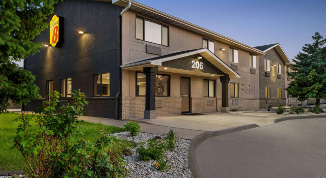 Super 8 by Wyndham Ankeny/Des Moines Area, Book Hotel Ankeny Iowa