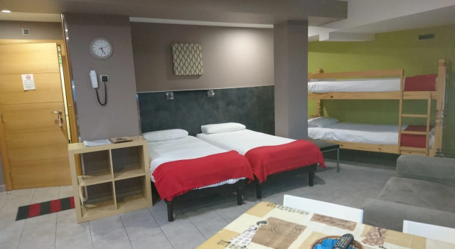 Aparthotel  Les Olimpiades, Забронировать Апарт-отель Апарт-отели Пас-де-ла-Каса, Апарт-отель