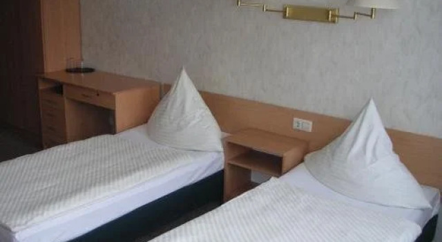 Appartment Bohlen, Rezervovat Apartmánový hotel Hotely v Lipsko s parkováním, Parkování