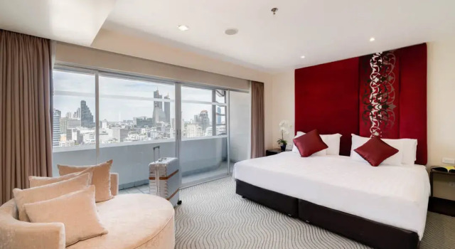 Люкс Executive Furama Silom Hotel