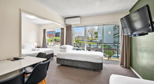 Heartland Ambassador Hotel Hamilton, Забронировать Отель Гамильтона Гамильтон, рядом с Waikato Institute of Technology