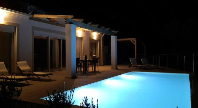 Вилла Sunset Sea View Villa 2