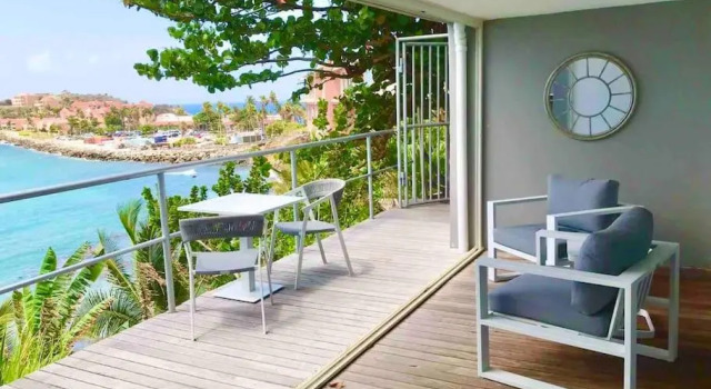 Blue grand view studio with infinity pool, Book Lejlighed Hoteller i Cupecoy Beach med pool, Swimmingpool