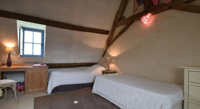 Authentic 17th Century Home With Vast Garden, 4km From the Beach, Забронировать Отель Отели Finistère с парковкой, Парковка
