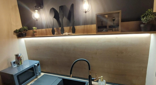 Modern&Private,Main Square-4Min Walk,Chic Apt 2, Забронировать Отель Загреб Хорватия, рядом с Strossmayer Promenade