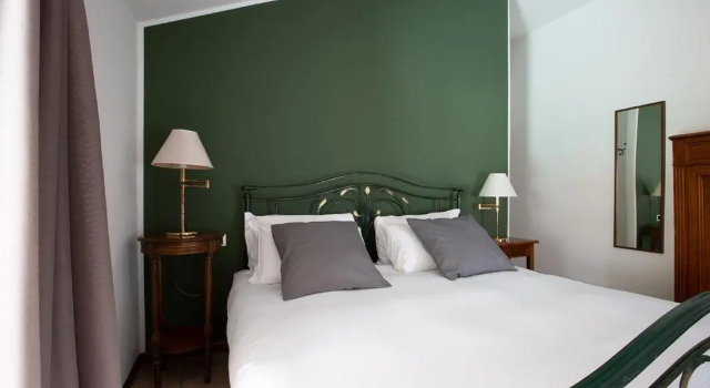 Семейный номер Standard с видом на озеро Hotel Orso Bruno