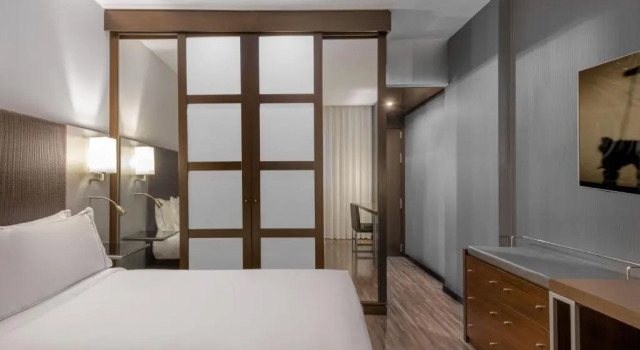 Двухместный номер Standard AC Hotel by Marriott Madrid Airport