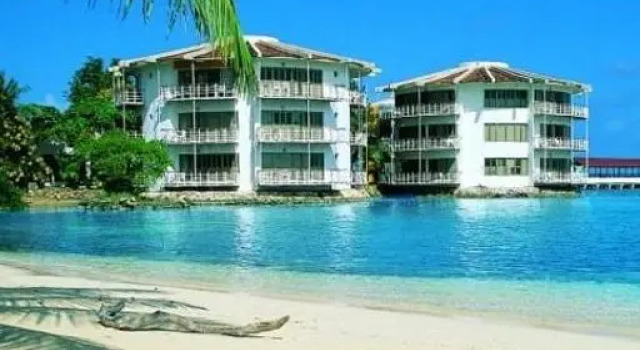 Кровать в общем номере Decameron Aquarium - All Inclusive