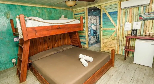 O podwyższonym standardzie pokój Skully's House