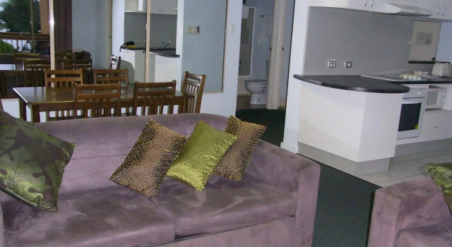 Coral Towers Holiday Suites, Prenota Appartamento Hotel a Queensland con parcheggio, Parcheggio