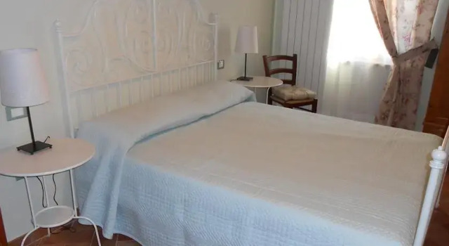 Casa Caterini, Varaa Hotelli Montefalco Umbria