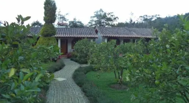 Tambo Inti Hosteria, Boek Hotel Otavalo Imbabura