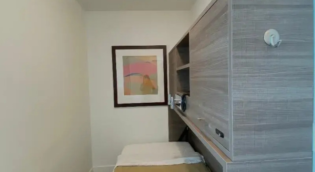 Люкс c 1 комнатой с балконом и с видом на город Lord Stanley Suites