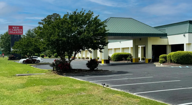 Red Carpet Inn & Suites, Rezervați Hotel Kinston Carolina de Nord