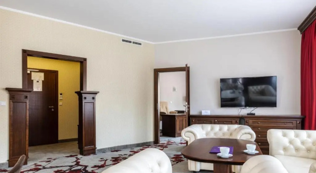 Апартаменты с видом на сад Hotel Crocus