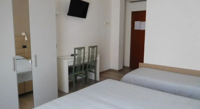Номер Comfort Hotel Emperador
