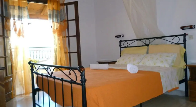 Villa Helen's Apartments